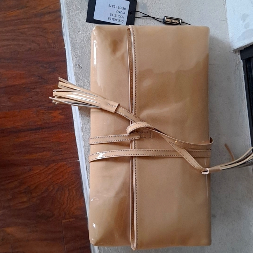 Dee Keller Pochette Piuma beige Clutch made in Italy.